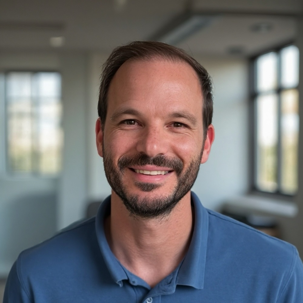 Portrait of Nir Alon